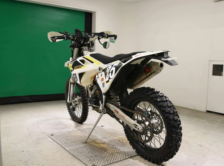 Мотоцикл Husqvarna FE250 з пробігом 4302 km