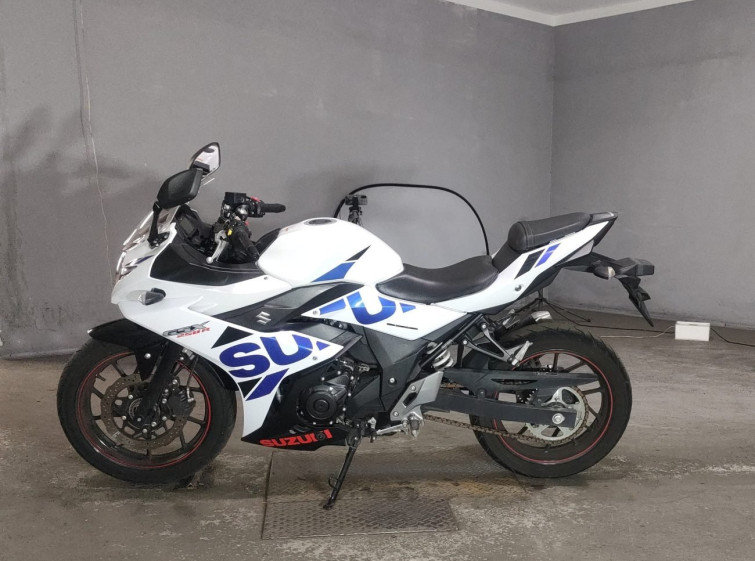 Мотоцикл Suzuki GSX250R з пробігом 10189 km