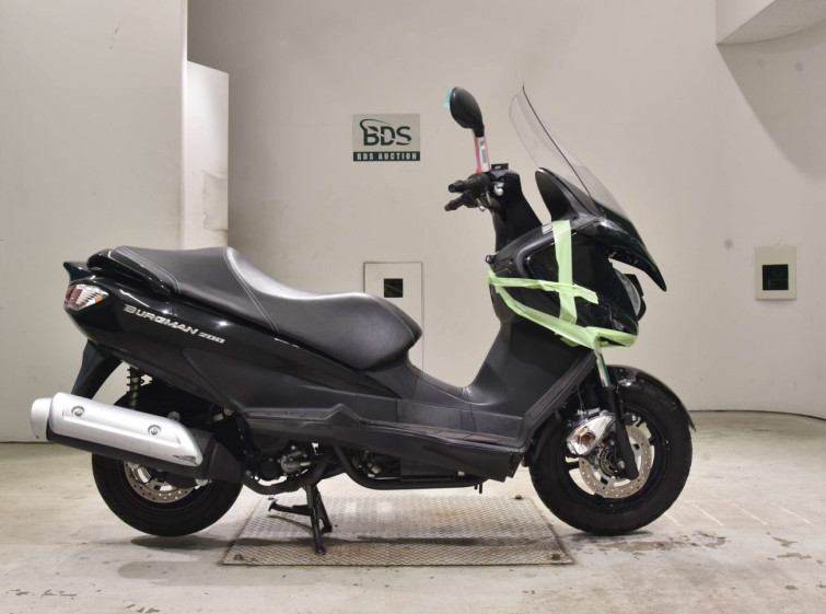 Мотоцикл Suzuki BURGMAN200 з пробігом 12685 km