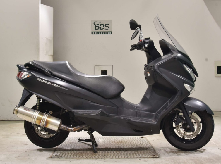 Мотоцикл Suzuki BURGMAN200 з пробігом 38997 km