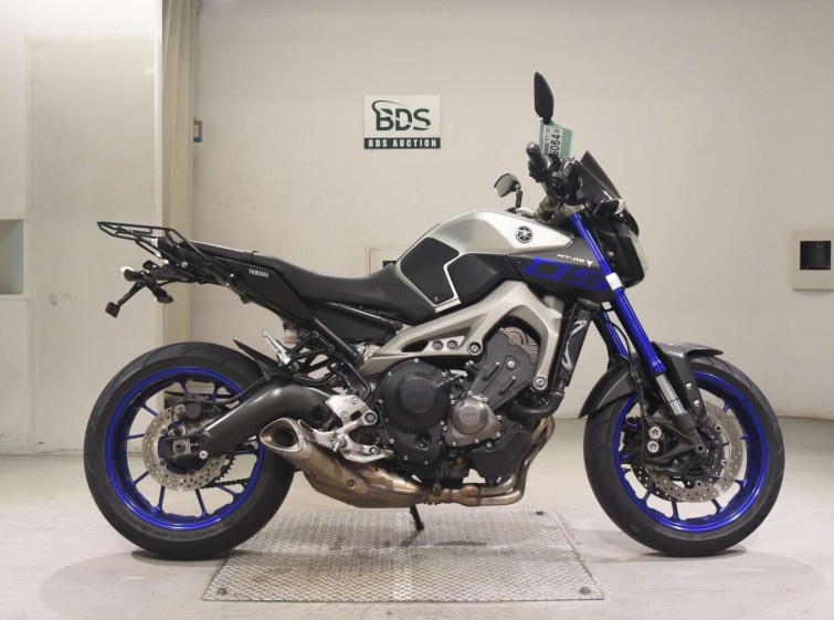 Мотоцикл Yamaha MT-09 з пробігом 62837 km