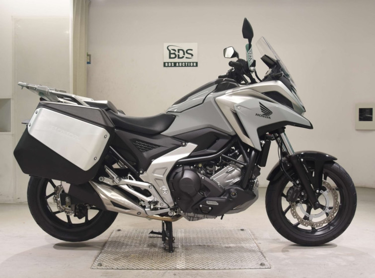 Мотоцикл Honda NC750 з пробігом 7314 km