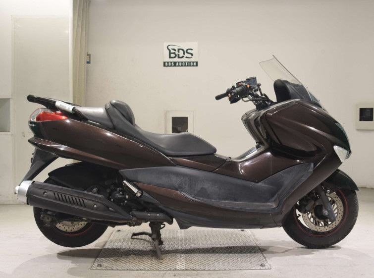 Мотоцикл Yamaha MAJESTY 250 з пробігом 52562 km