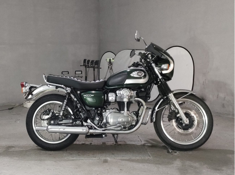 Мотоцикл Kawasaki W800 з пробігом 13465 km