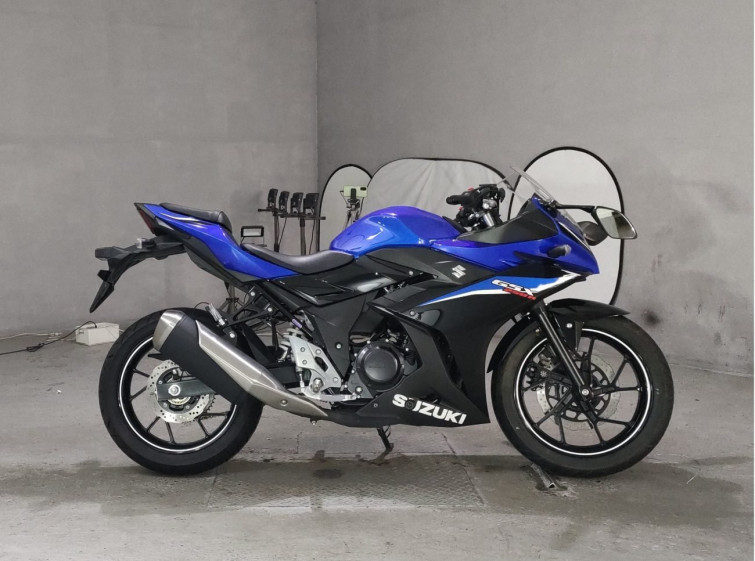 Мотоцикл Suzuki GSX250R з пробігом 3042 km