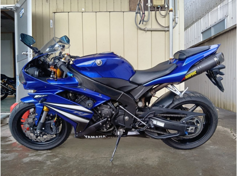 Мотоцикл Yamaha YZF-R1 з пробігом 66899 km