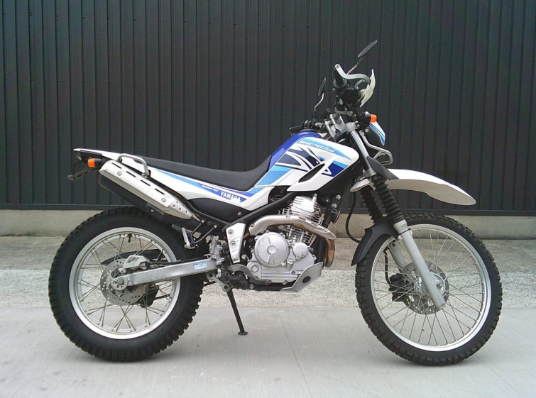 Мотоцикл Yamaha SEROW XT250 з пробігом 7583 km