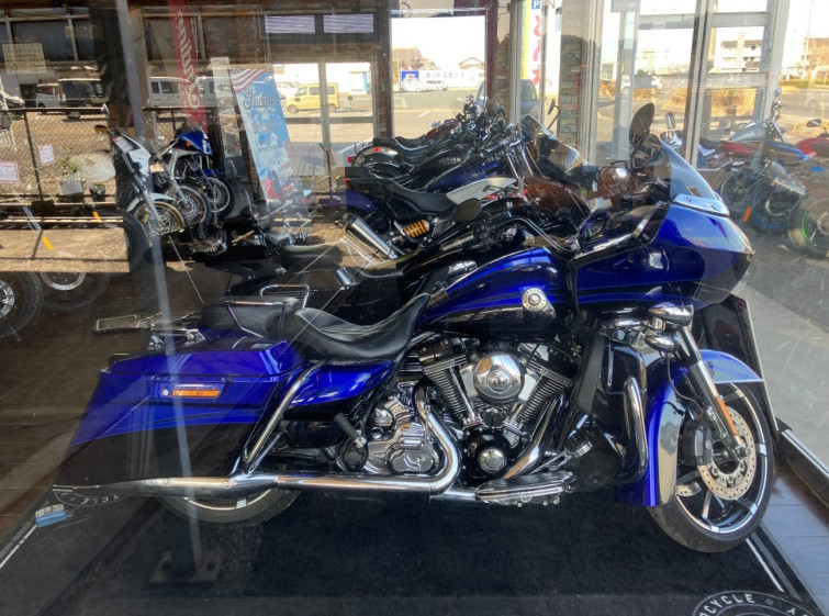 Мотоцикл HD ROAD GLIDE FLTRXSE1800 з пробігом 150678 km