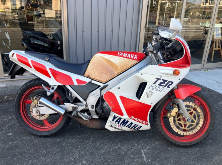 Мотоцикл Yamaha TZR250 з пробігом 22654 km