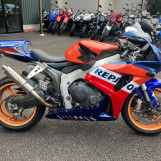 Мотоцикл Honda CBR1000RR с пробегом 9018 km