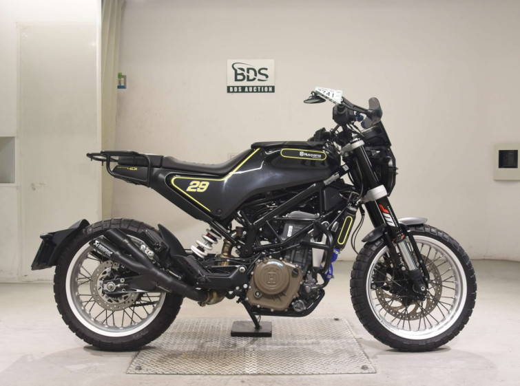 Мотоцикл Husqvarna SVARTPILEN 401 с пробегом 7068 km