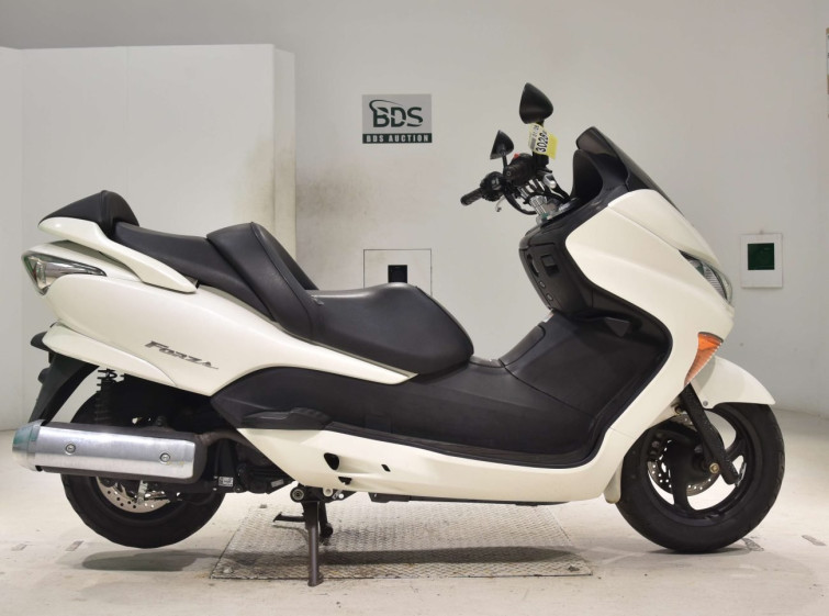Мотоцикл Honda FORZA Z з пробігом 8402 km