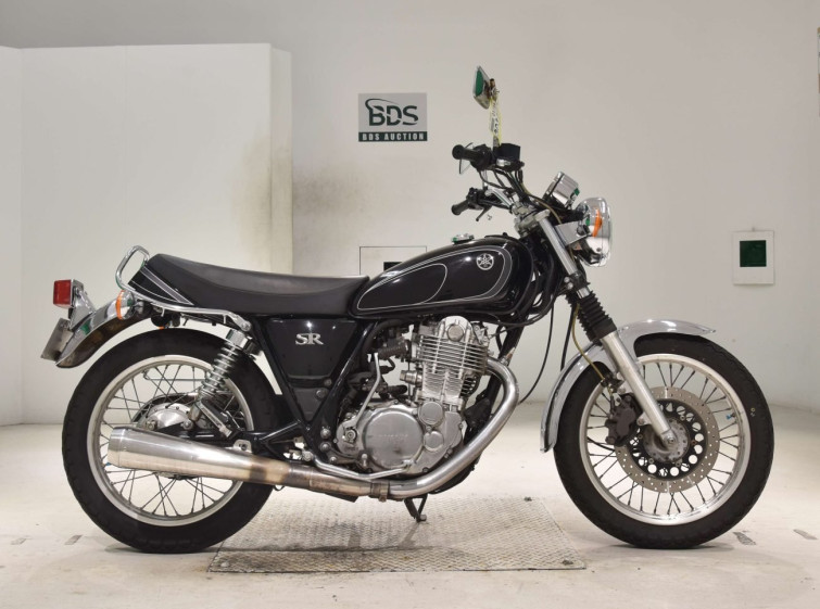 Мотоцикл Yamaha SR400 з пробігом 18446 km