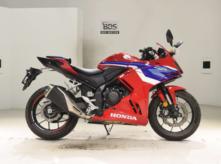 Мотоцикл Honda CBR400R-3 с пробегом 6651 km