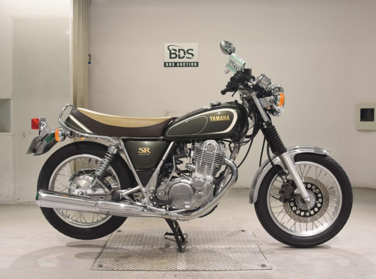 Мотоцикл Yamaha SR400 з пробігом 6666 km
