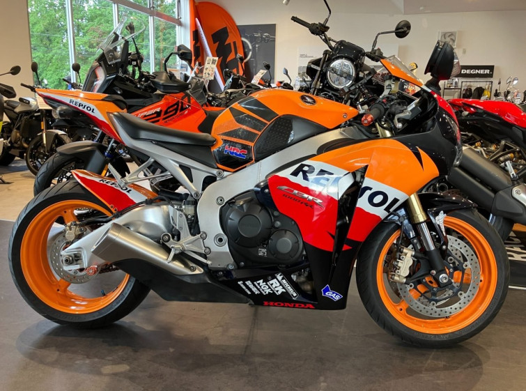 Мотоцикл Honda CBR1000RR с пробегом 38753 km