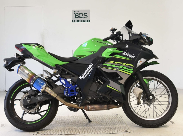 Мотоцикл Kawasaki NINJA400