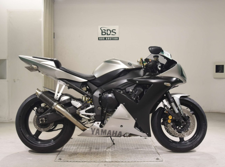 Мотоцикл Yamaha YZF-R1 з пробігом 41950 km
