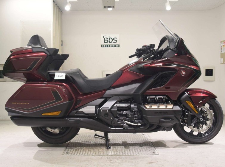 Мотоцикл Honda GL1800 TOUR D з пробігом 8 km