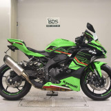 Мотоцикл Kawasaki ZX-4RR с пробегом 3639 km