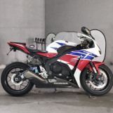 Мотоцикл Honda CBR1000RR с пробегом 30078 km