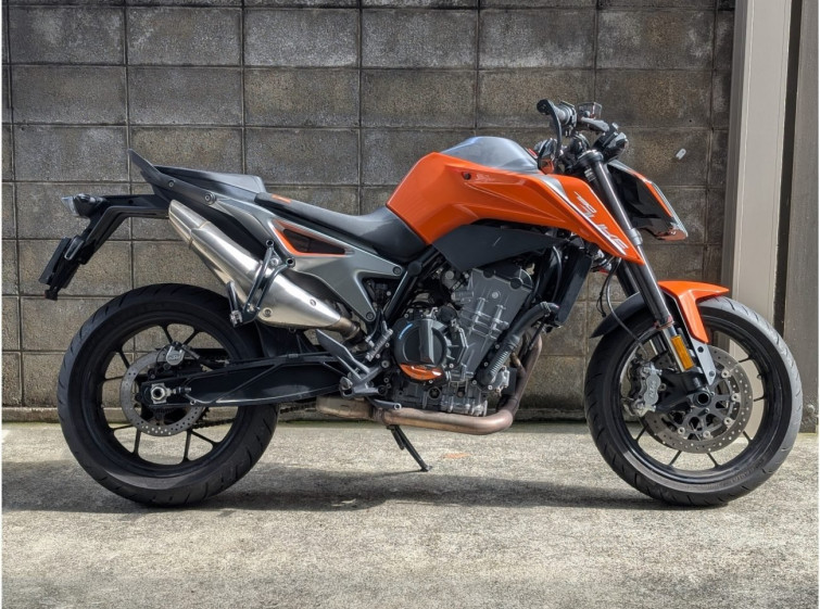 Мотоцикл KTM 790 DUKE з пробігом 4076 km