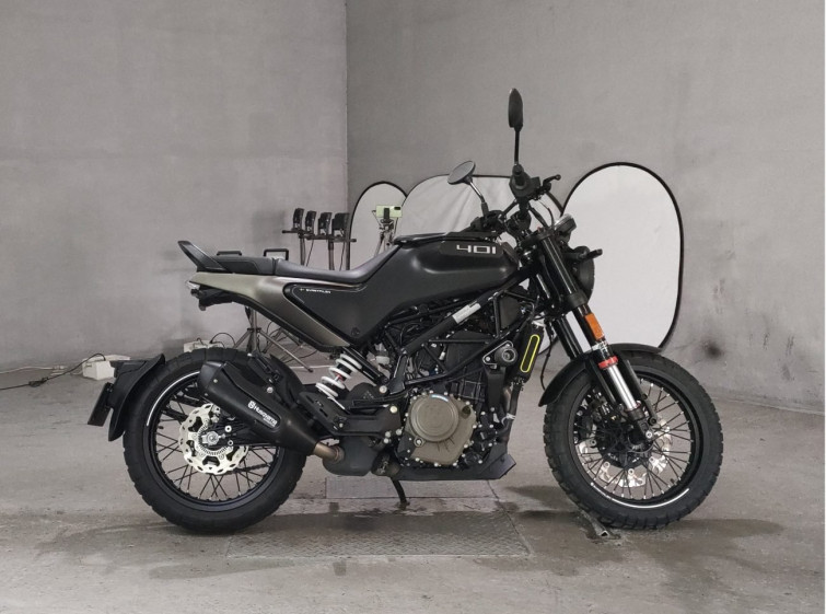 Мотоцикл Husqvarna SVARTPILEN 401 с пробегом 8030 km