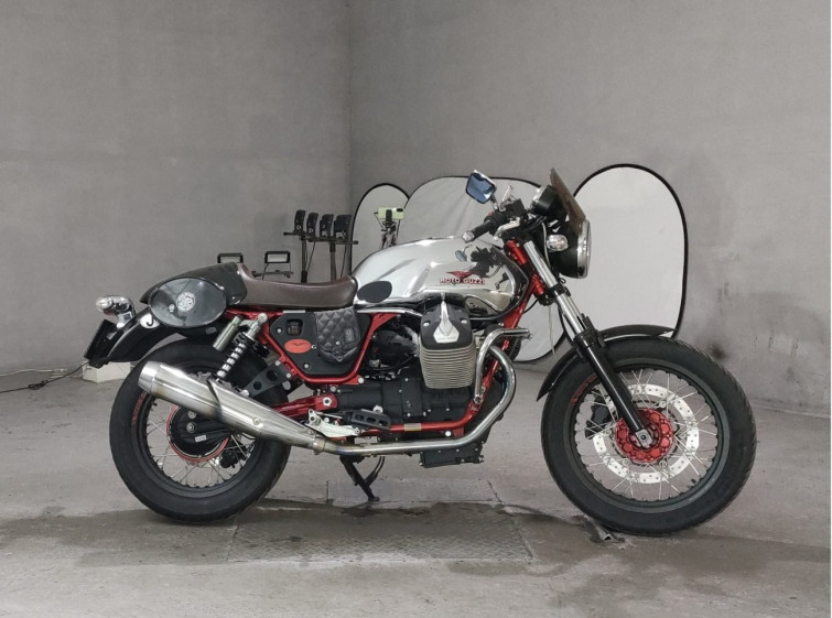 Мотоцикл Moto Guzzi V7 RACER з пробігом 56285 km