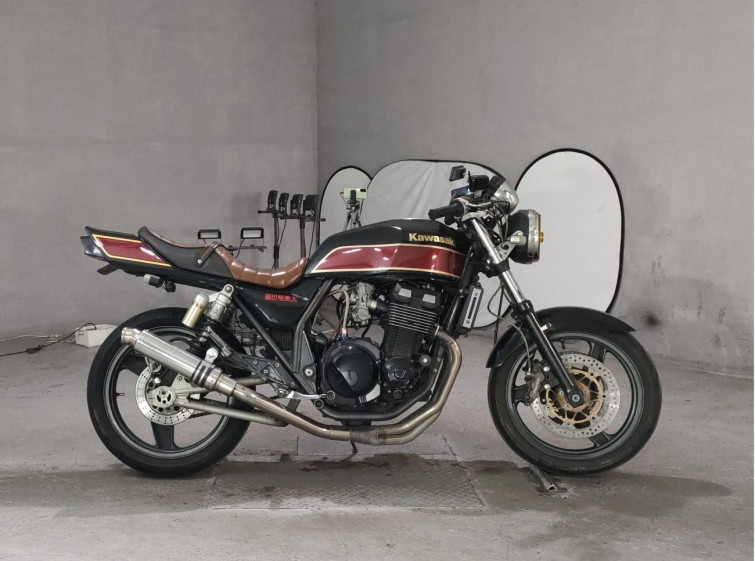 Мотоцикл Kawasaki ZRX400 с пробегом 77570 km