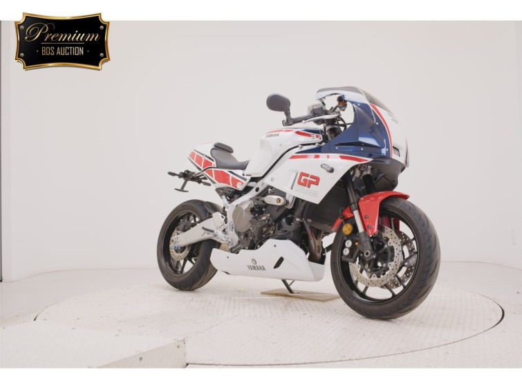 Мотоцикл Yamaha xsr900 gp з пробігом 4175 km