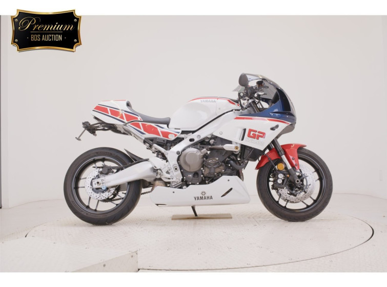 Мотоцикл Yamaha xsr900 gp з пробігом 4175 km