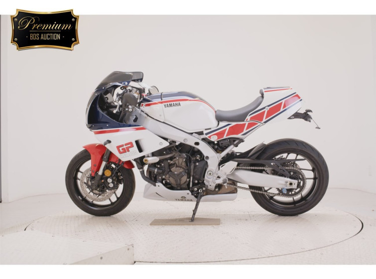 Мотоцикл Yamaha xsr900 gp з пробігом 4175 km