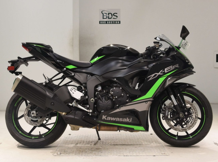 Мотоцикл Kawasaki ZX-6RA з пробігом 1088 km