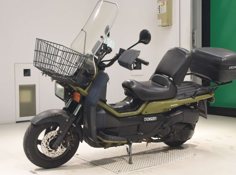 Мотоцикл Honda PS250 BIG RUCKUS з пробігом 30023 km