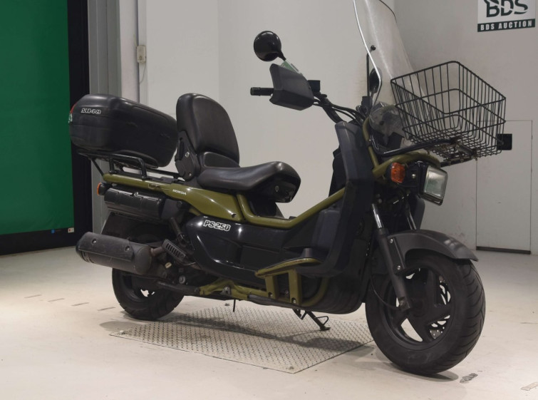 Мотоцикл Honda PS250 BIG RUCKUS з пробігом 30023 km