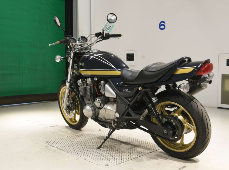Мотоцикл Kawasaki ZEPHYR1100 с пробегом 17283 km
