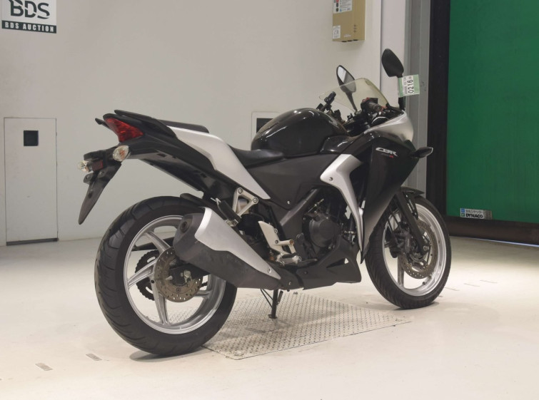 Мотоцикл Honda CBR250RA з пробігом 13220 km