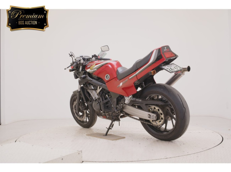 Мотоцикл Honda CB650F з пробігом 5303 km