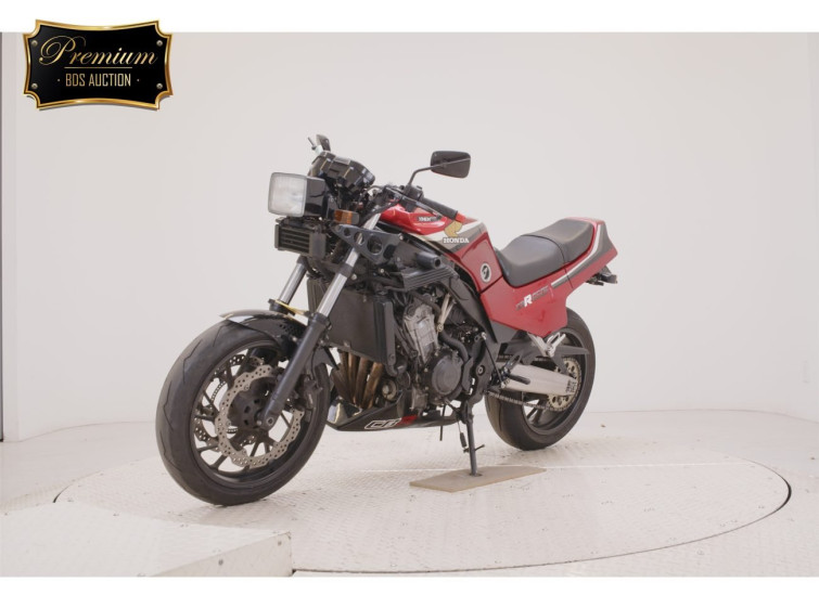 Мотоцикл Honda CB650F з пробігом 5303 km