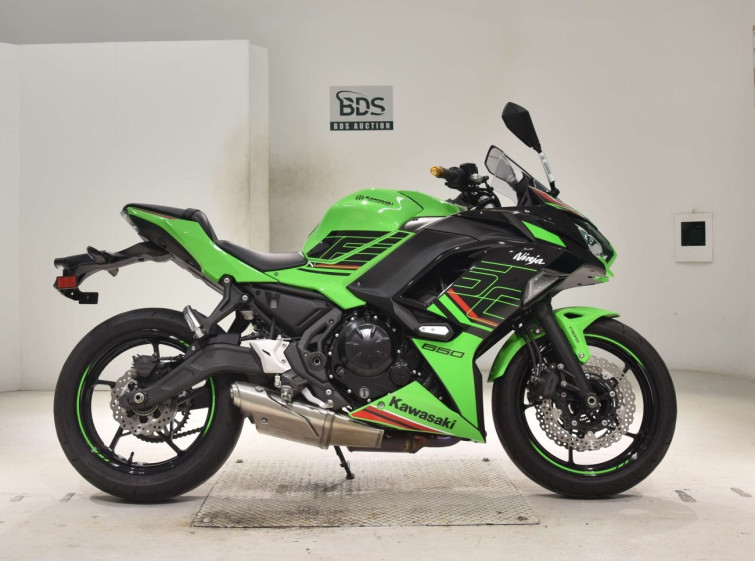 Мотоцикл Kawasaki NINJA650A з пробігом 5465 km