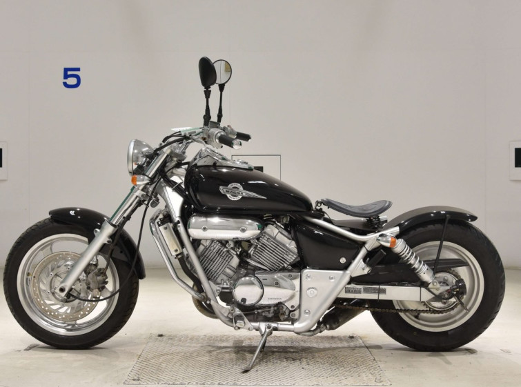 Мотоцикл Honda MAGNA250 з пробігом 21338 km