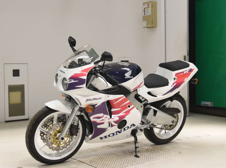Мотоцикл Honda CBR250RR з пробігом 20118 km