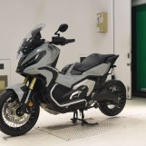 Мотоцикл Honda X-ADV750-2 з пробігом 13768 km