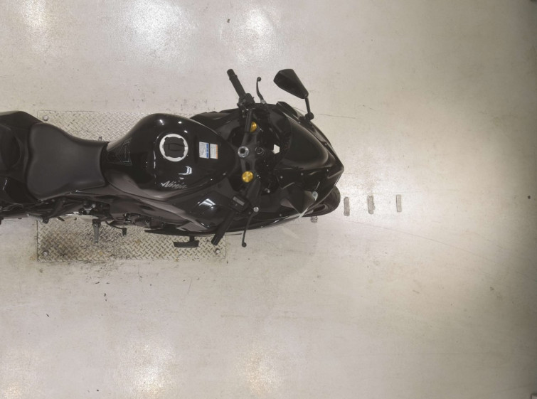 Мотоцикл Kawasaki NINJA ZX-25R з пробігом 5475 km