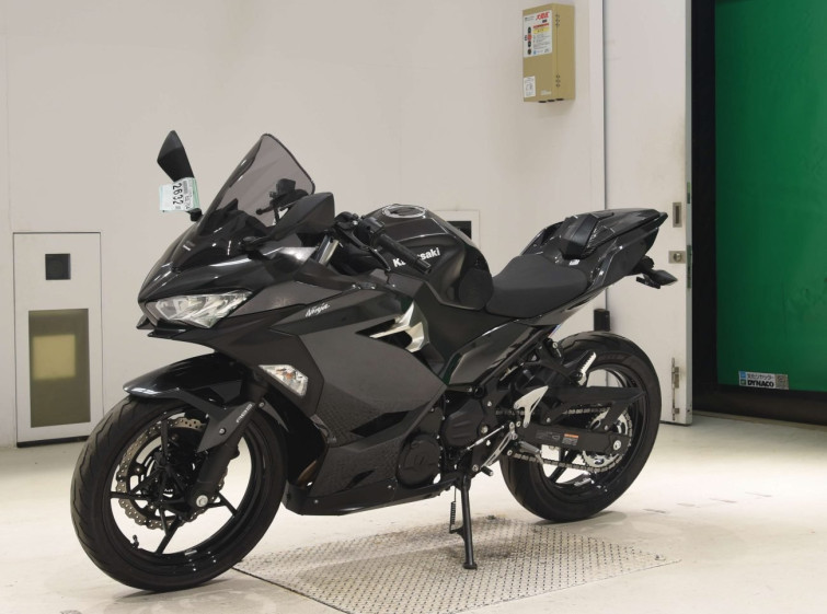 Мотоцикл Kawasaki NINJA250 з пробігом 20372 km