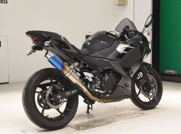 Мотоцикл Kawasaki NINJA250 з пробігом 20372 km