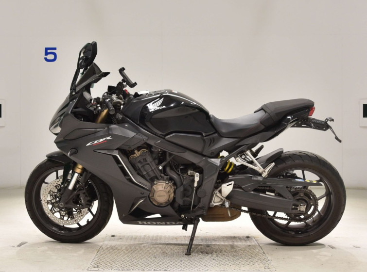 Мотоцикл Honda CBR650R с пробегом 57299 km