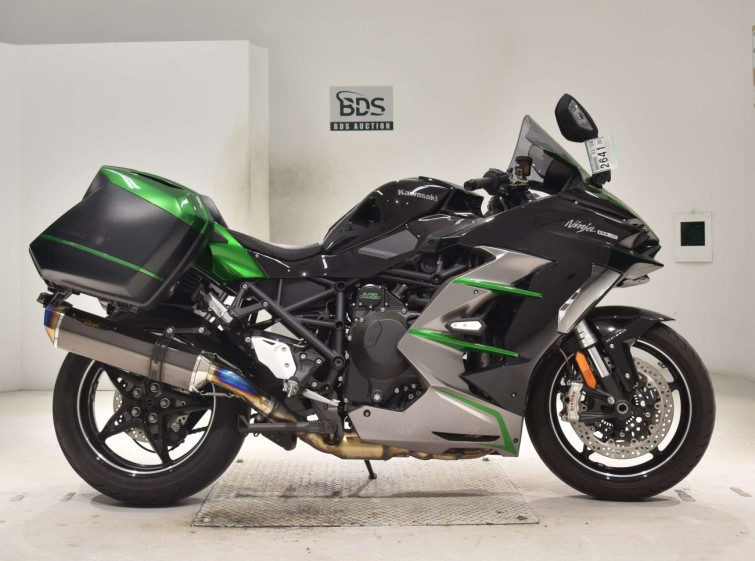 Мотоцикл Kawasaki NINJA H2 SX з пробігом 3614 km