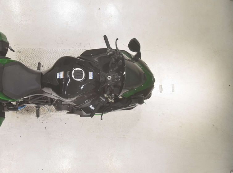 Мотоцикл Kawasaki NINJA H2 SX з пробігом 3614 km