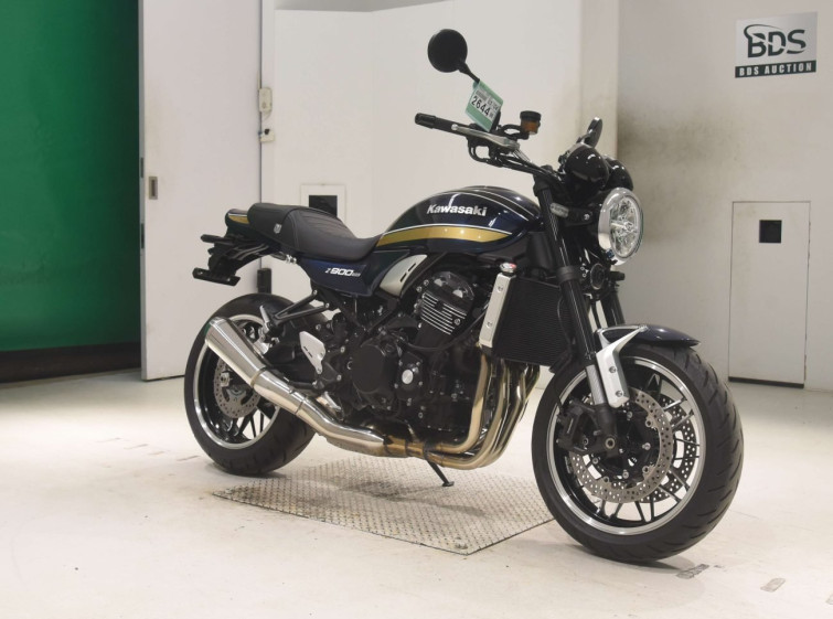 Мотоцикл Kawasaki Z900RS з пробігом 4472 km